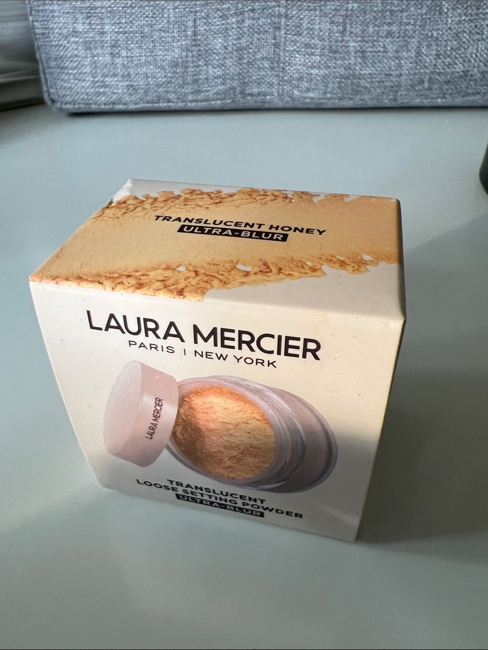 Laura Mercier -  Translucent Honey - Loose Setting Powder- Ultra Blur